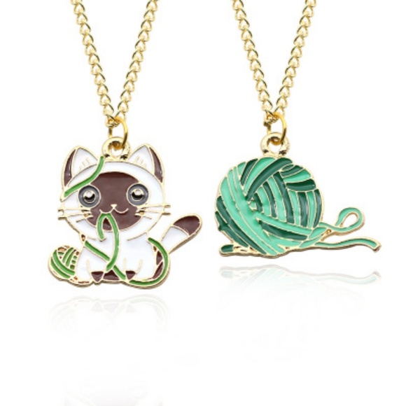 Adorable Cat and Yarn Necklaces Gold Chain - Picture 1 of 8